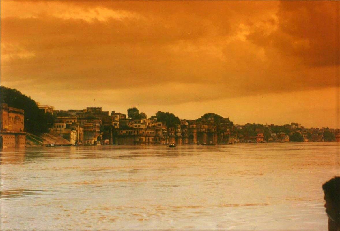 curlynomad India Varanasi photo