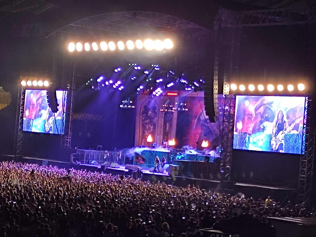 curly nomad europe greece athens iron maiden live stage group image